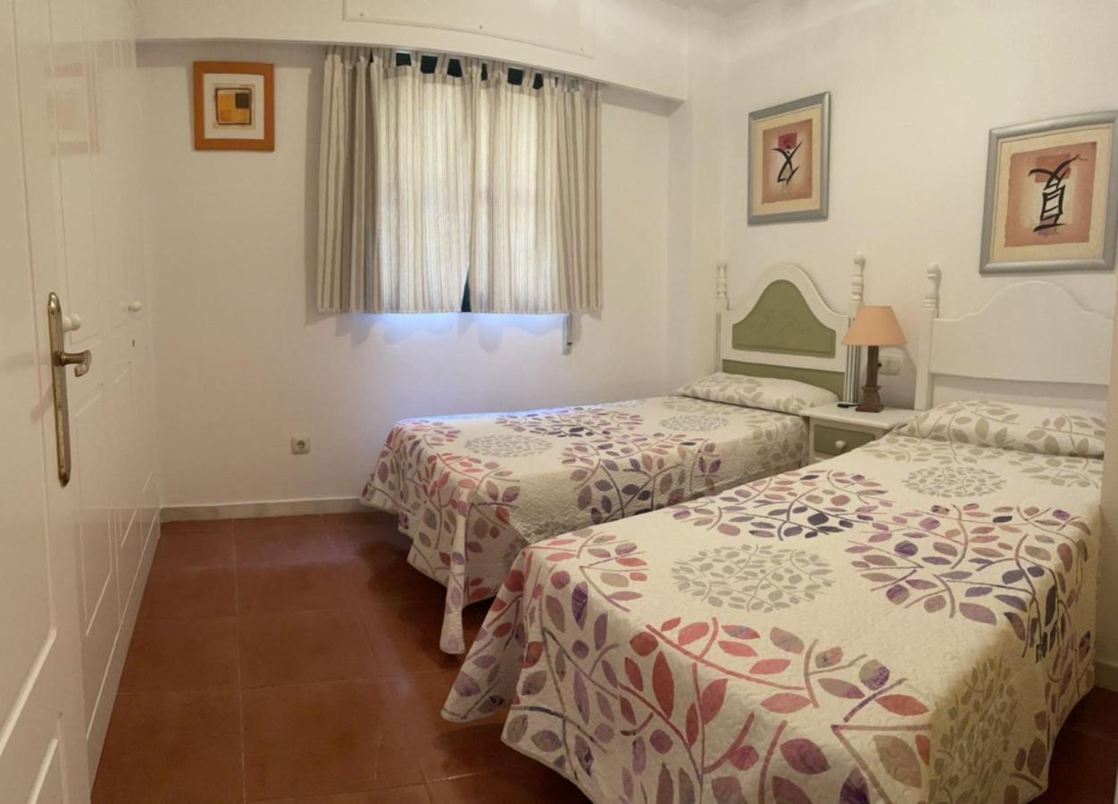 Apartamentos Исла Канела Екстериор снимка