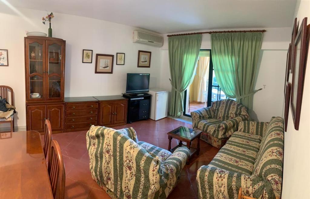 Apartamentos Исла Канела Екстериор снимка