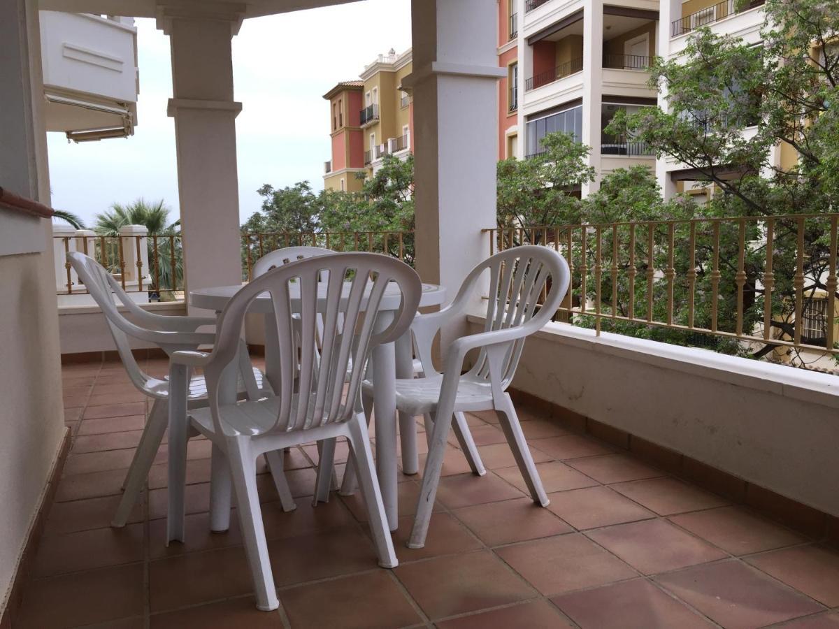 Apartamentos Исла Канела Екстериор снимка