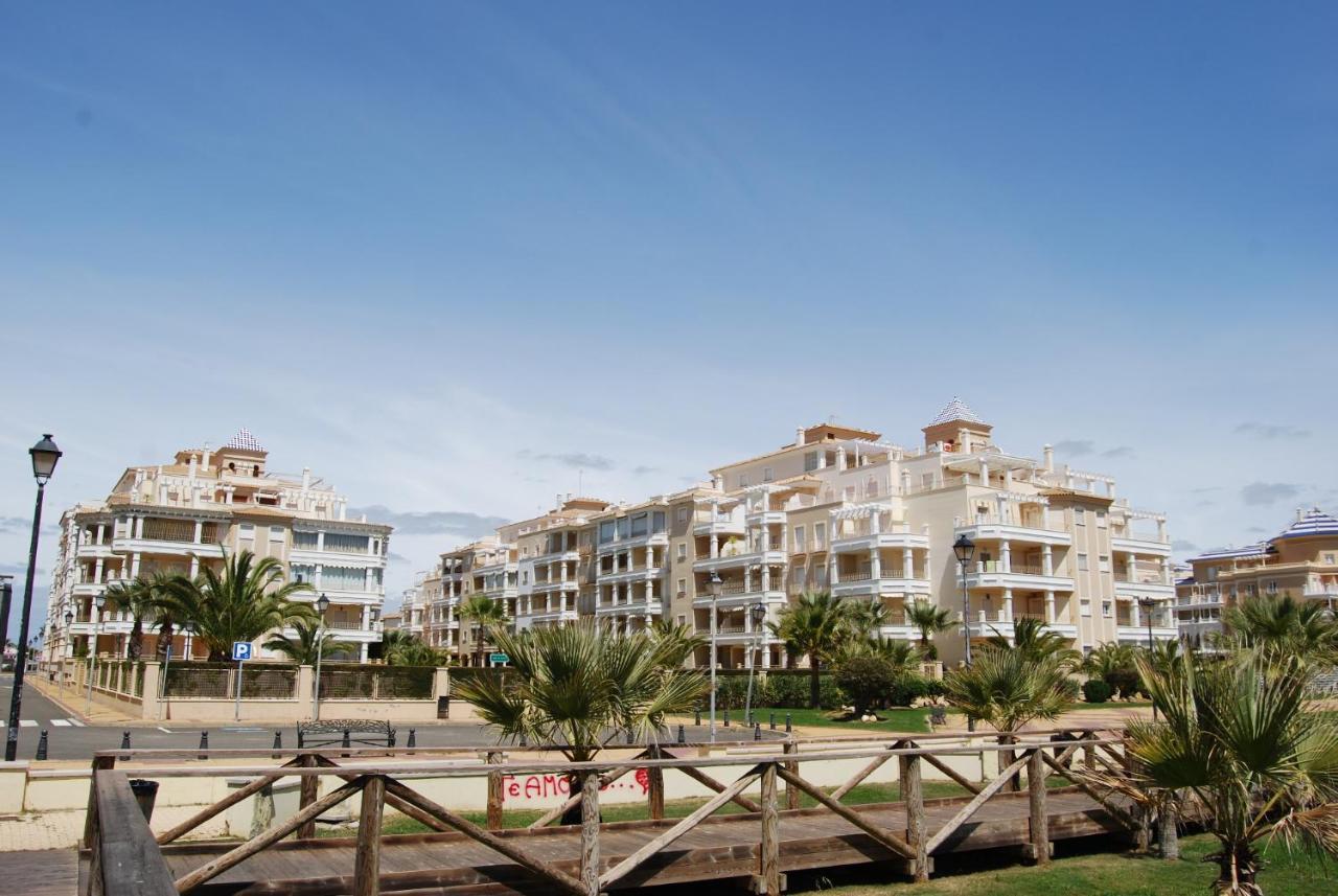 Apartamentos Исла Канела Екстериор снимка